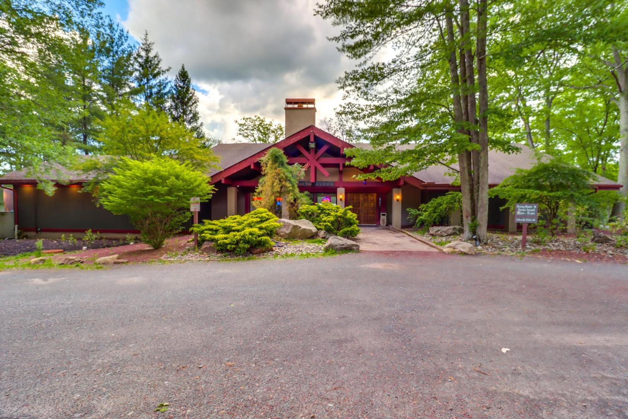 Lake Harmony Home About Half Mi To Big Boulder Mountain Exteriér fotografie